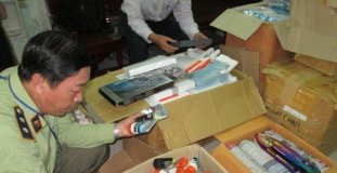 Các cặp đôi đồng tính muốn nhận con nuôi liệu có được pháp luật cho phép?