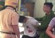 Hà Nội: Bắt nghi phạm dùng súng cướp tiệm vàng trên phố