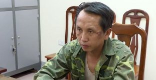 Thầy giáo vận chuyển trái phép 15 bánh heroin