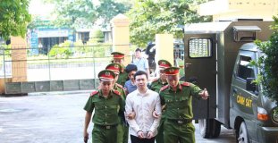 Vụ án chạy thận làm 8 người chết: Gian dối trong biên bản bàn giao sửa chữa