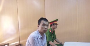 Đem tài liệu tuyệt mật đi bán lấy tiền đánh bạc, cán bộ công an lãnh án