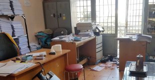 Khởi tố đối tượng đập phá phòng công chứng, cầm dao rượt đuổi công an
