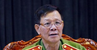 Công an Phú Thọ làm việc với tướng Phan Văn Vĩnh về đường dây đánh bạc nghìn tỷ