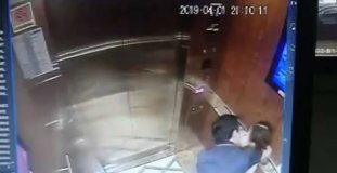 Sàm sỡ bé gái trong thang máy, có còn phạt 200.000 đồng?