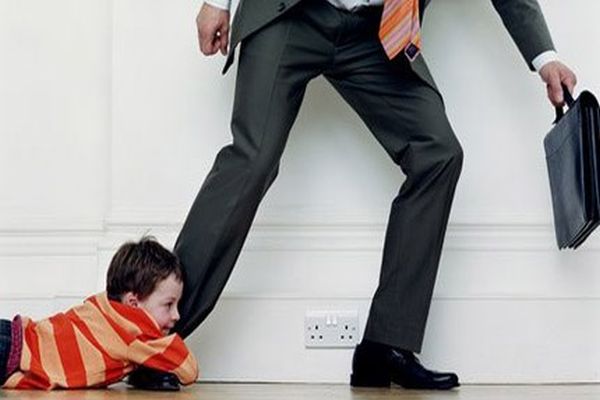 Không thừa nhận con ruột